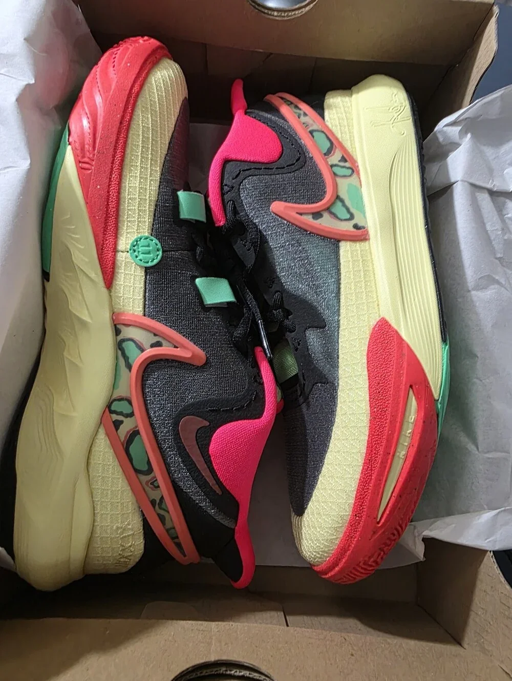 Nike Kyrie 8 GO Size 6.5yt8w Athletic Sneakers — Neon Yellow & Red